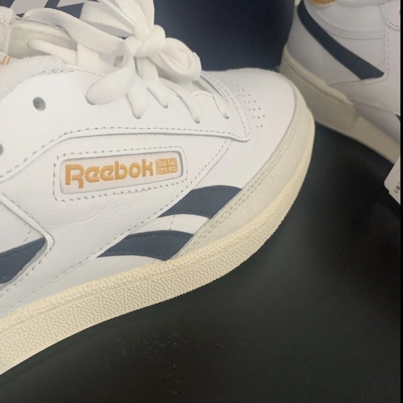 Reebok Club C Revenge Retro White Navy Gold Sz: 10 - Picture 2 of 6
